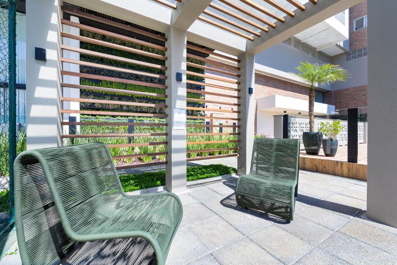 Terrazzo 602B - Cobertura Duplex A Poucos Metros Da Praia De Bombas - Condominio Com Piscina - Academia - Solario - Bombinhas Exterior foto
